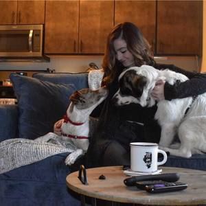 Meet your Posher, Felicia